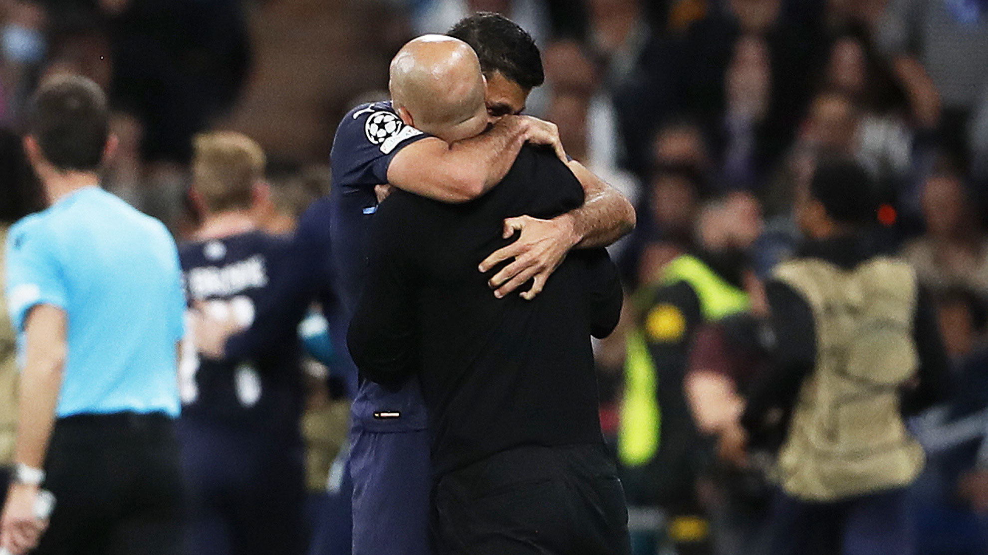 他在对阵澳 他在对阵澳